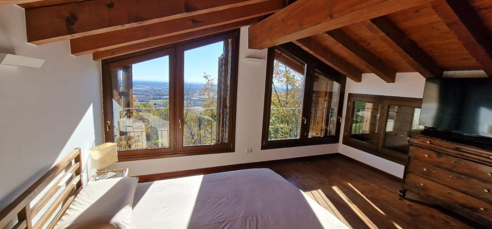 Al Poertec Apartment Sotto il Monte Luaran gambar